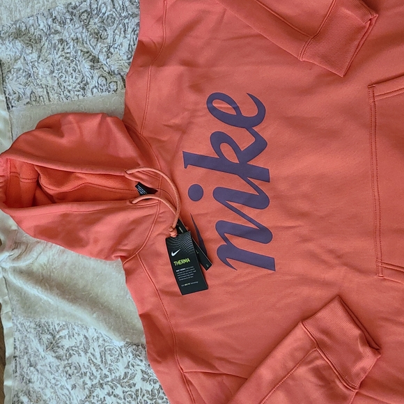 LAST 1!! Nike XXL Therma Oversized Fit Sweatshirt - Picture 2 of 9